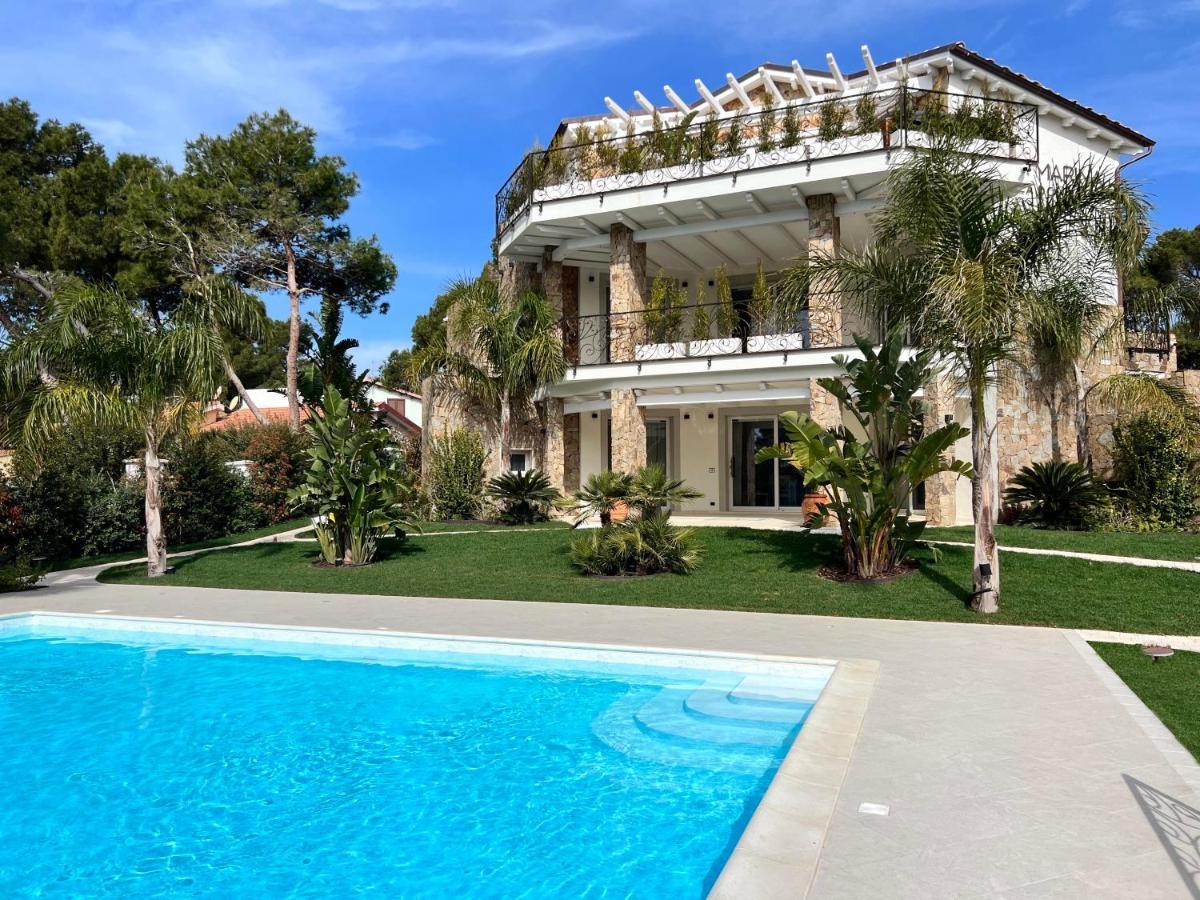 Villa Aquamarina Pavoncella Rossa Porto Pino Bagian luar foto
